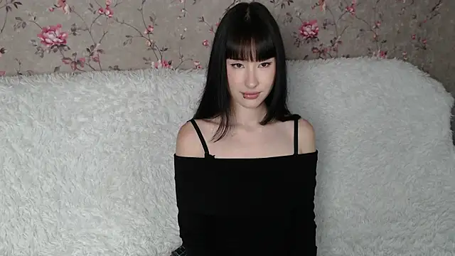 NaemiiBlush online show from 06.11.26