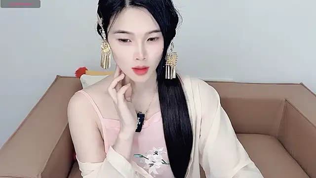 Snapshot of T-TeaR chatting on 04.03.26 T-TeaR online show from 04.03.26