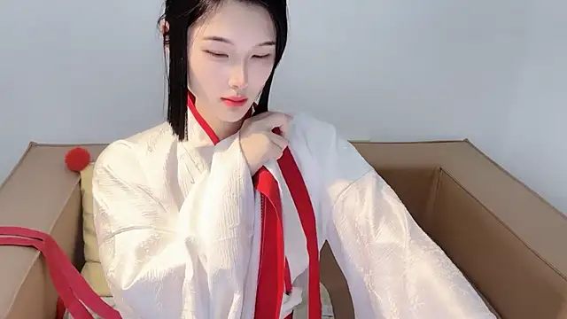 Snapshot of T-TeaR chatting on 04.11.26 T-TeaR online show from 04.11.26