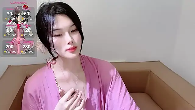 Snapshot of T-TeaR chatting on 04.16.26 T-TeaR online show from 04.16.26