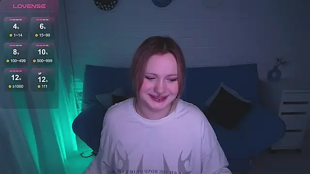 AuroraMour online show from 10.21.25