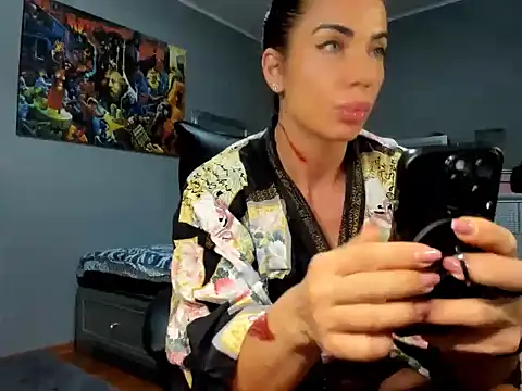 Snapshot of Alesyamuscledoll@xh chatting on 11.01.25 Alesyamuscledollxh online show from 11.01.25