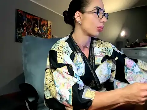 Snapshot of Alesyamuscledoll@xh chatting on 02.02.26 Alesyamuscledollxh online show from 02.02.26