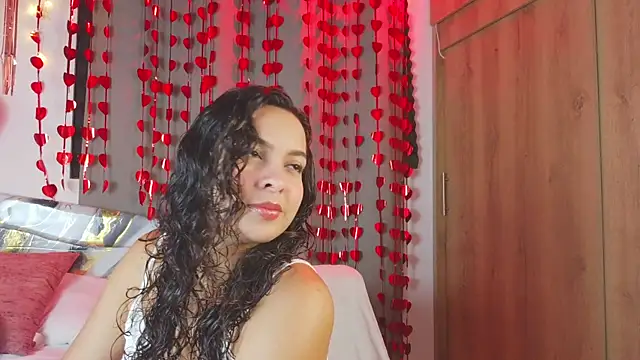 Snapshot of _Bella_Beth_ chatting on 02.18.26 Bella Beth online show from 02.18.26