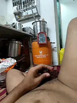 Snapshot of deepti_07 chatting on 11.03.25 deepti 07 online show from 11.03.25