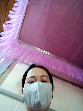 Snapshot of Meo2k1 chatting on 10.12.25 Meo2k1 online show from 10.12.25