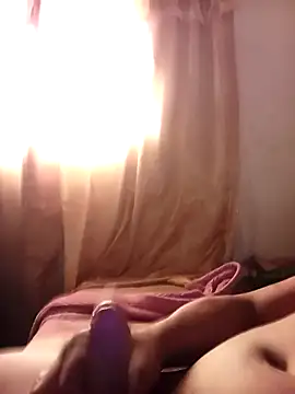 Snapshot of Cay3 chatting on 11.06.25 Cay3 online show from 11.06.25