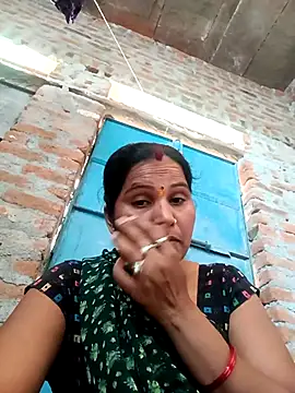 Snapshot of Nm_sanjna chatting on 04.06.26 Nm sanjna online show from 04.06.26