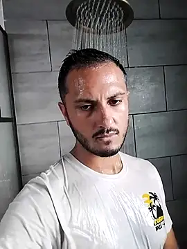 Snapshot of chocoman3 chatting on 10.07.25 chocoman3 online show from 10.07.25