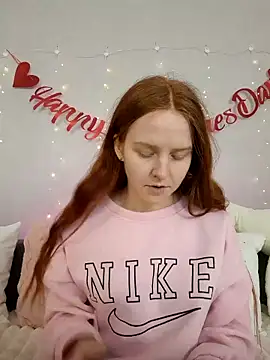 Evarey  online show from 02.20.26