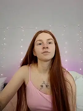 Evarey  online show from 02.23.26