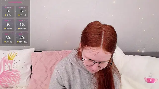 Snapshot of Evarey_ chatting on 05.02.26 Evarey online show from 05.02.26