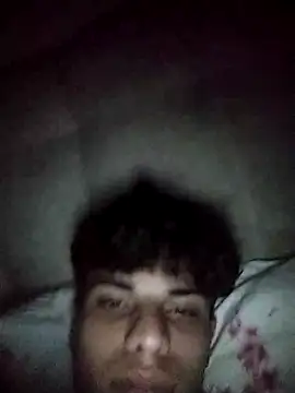 Snapshot of yusufsinss@xh chatting on 11.04.25 yusufsinssxh online show from 11.04.25