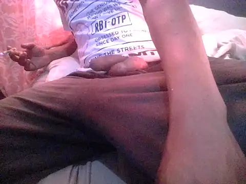 Snapshot of johnkus chatting on 10.24.25 johnkus online show from 10.24.25