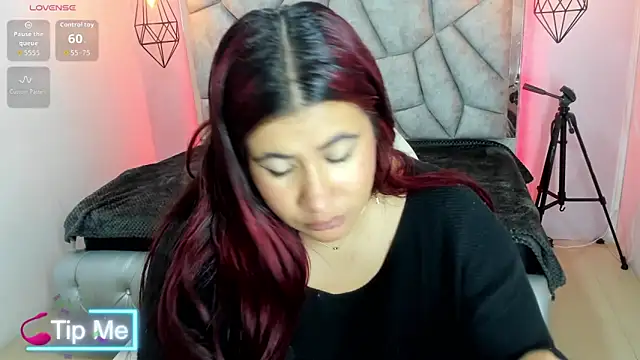 Addyy 02 online show from 06.05.26