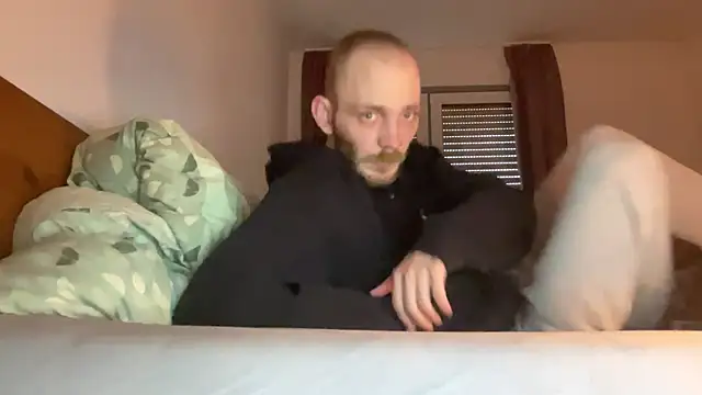 MolleDolle online show from 10.08.25