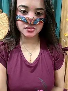Snapshot of Beauty_Queen_Soniya chatting on 04.30.26 Beauty Queen Soniya online show from 04.30.26