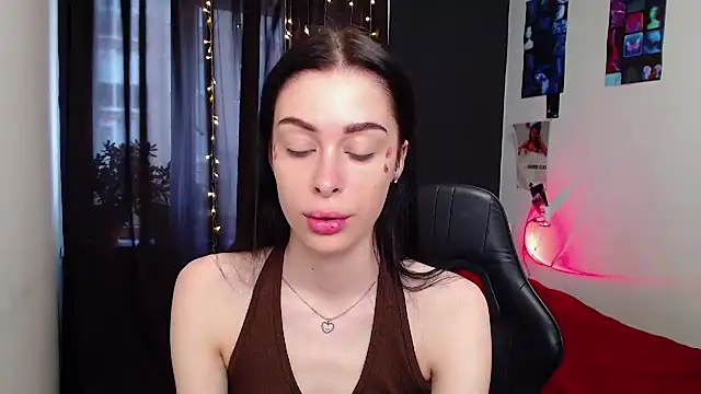 ariel is on vacation online show from 10.14.25