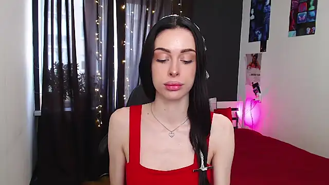 ariel is on vacation online show from 10.22.25