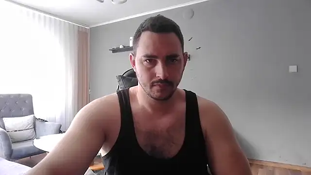 Snapshot of mastermute chatting on 04.19.26 mastermute online show from 04.19.26