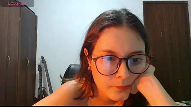 CarlaLorez online show from 12.14.25