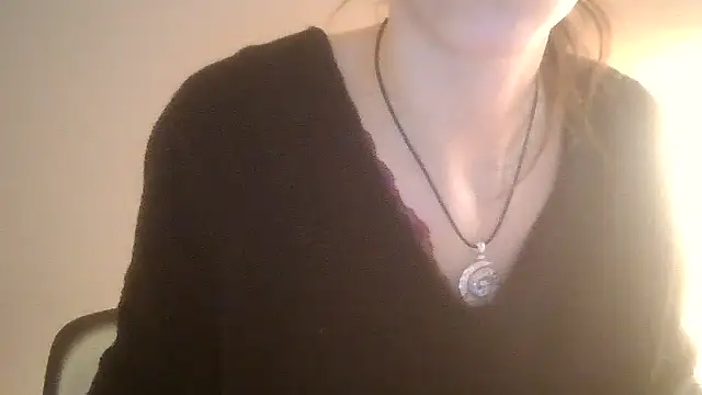 SuperValentina online show from 03.20.26