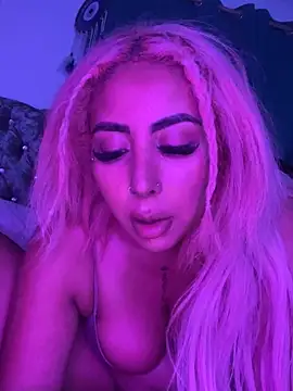 zara bellexx online show from 10.30.25