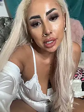 zara bellexx online show from 06.13.26