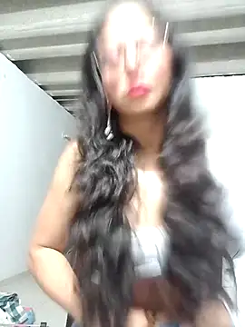 Snapshot of Eloisa_smith chatting on 10.16.25 Eloisa smith online show from 10.16.25