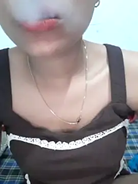 Snapshot of Mahi677 chatting on 03.16.26 Mahi677 online show from 03.16.26