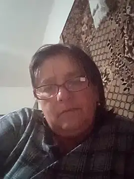 MilaCold5443 online show from 12.17.25