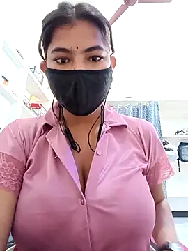 Snapshot of Hot_radhaji chatting on 03.18.26 Hot radhaji online show from 03.18.26