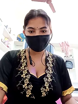 Snapshot of Hot_radhaji chatting on 03.19.26 Hot radhaji online show from 03.19.26