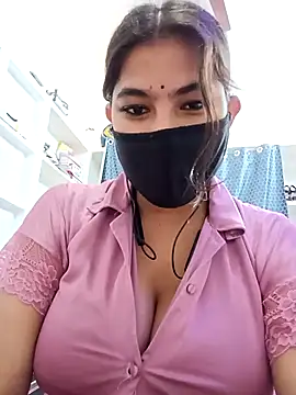 Snapshot of Hot_radhaji chatting on 03.25.26 Hot radhaji online show from 03.25.26