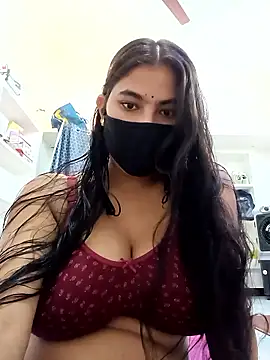 Snapshot of Hot_radhaji chatting on 03.30.26 Hot radhaji online show from 03.30.26