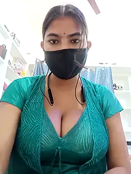 Snapshot of Hot_radhaji chatting on 04.12.26 Hot radhaji online show from 04.12.26