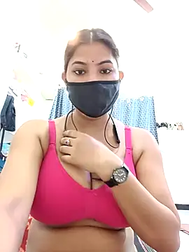 Snapshot of Hot_radhaji chatting on 05.13.26 Hot radhaji online show from 05.13.26