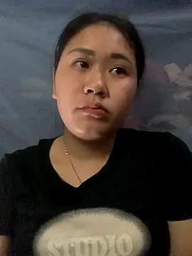 Snapshot of Misu-u chatting on 10.13.25 Misu-u online show from 10.13.25