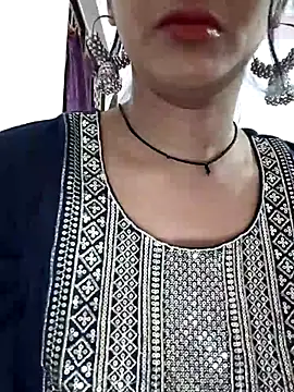 Janu-hasena online show from 11.18.25