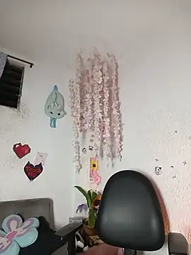 Emilycollei online show from 06.03.26