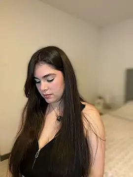 Isabella LaRue online show from 03.24.26