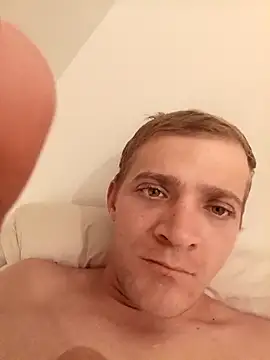 Snapshot of _Gabriela_5Live chatting on 10.31.25 Gabriela 5Live online show from 10.31.25