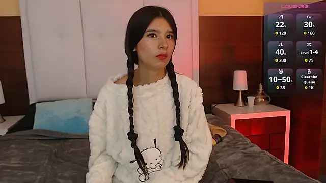 Snapshot of SweetRenata_ chatting on 06.29.26 SweetRenata online show from 06.29.26