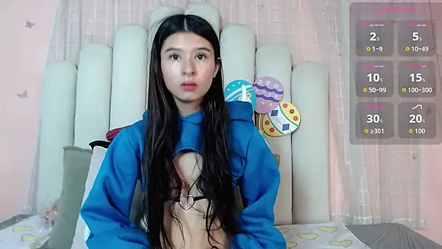 Snapshot of SweetRenata_ chatting on 07.23.26 SweetRenata online show from 07.23.26