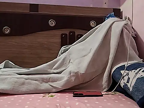 Snapshot of vickymtrb chatting on 02.26.26 vickymtrb online show from 02.26.26