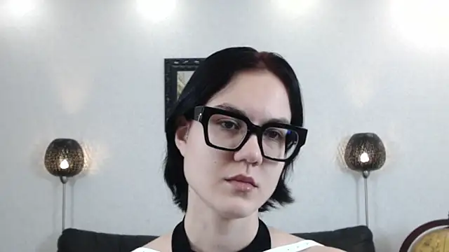 Marie Fitch online show from 12.02.25