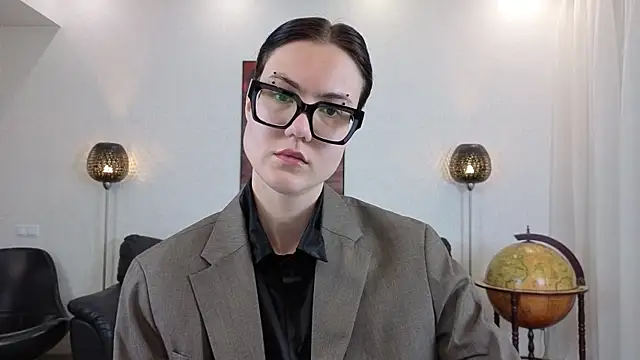 Snapshot of Marie_Fitch chatting on 05.02.26 Marie Fitch online show from 05.02.26