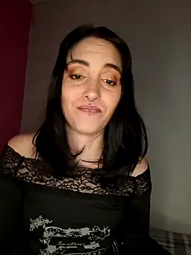 Snapshot of JulieGoth chatting on 10.20.25 JulieGoth online show from 10.20.25