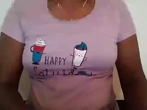 Snapshot of Tamilmallu-duskygirl03 chatting on 10.31.25 Tamilmallu-duskygirl03 online show from 10.31.25