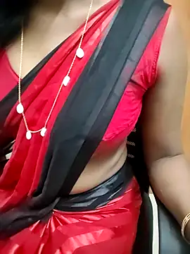 Snapshot of Tamilmallu-duskygirl03 chatting on 03.03.26 Tamilmallu-duskygirl03 online show from 03.03.26